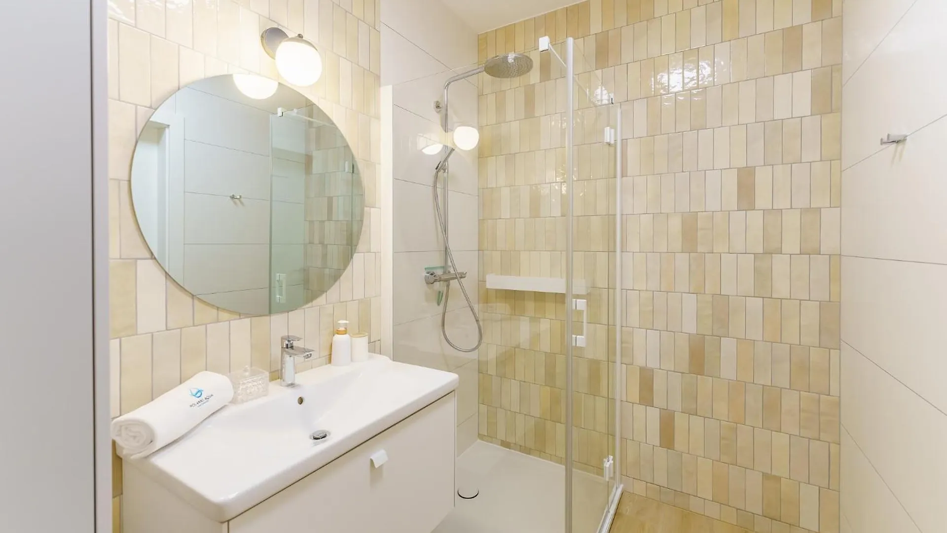 Apartment Polanki Aqua Apartamenty Nielimitowany Dostep Do Strefy Basenowej Parking Gratis Kolobrzeg